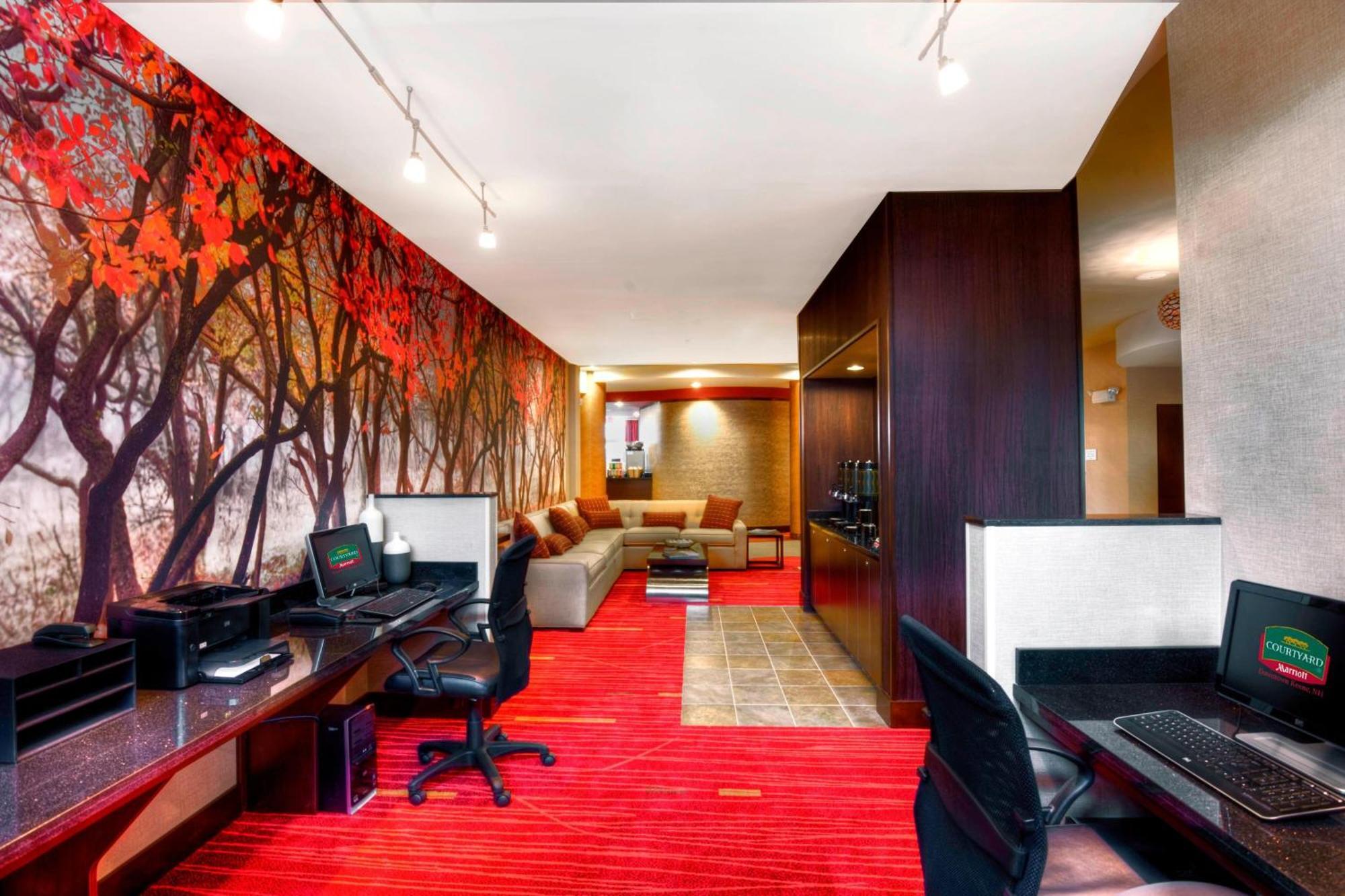 Courtyard Keene Downtown Exterior foto